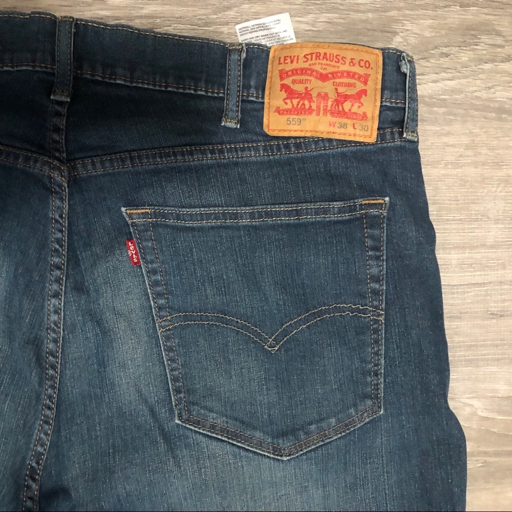 𝓥𝓘𝓝𝓣𝓐𝓖𝓔 Levi's 559 Relaxed Straight jeans - size 38